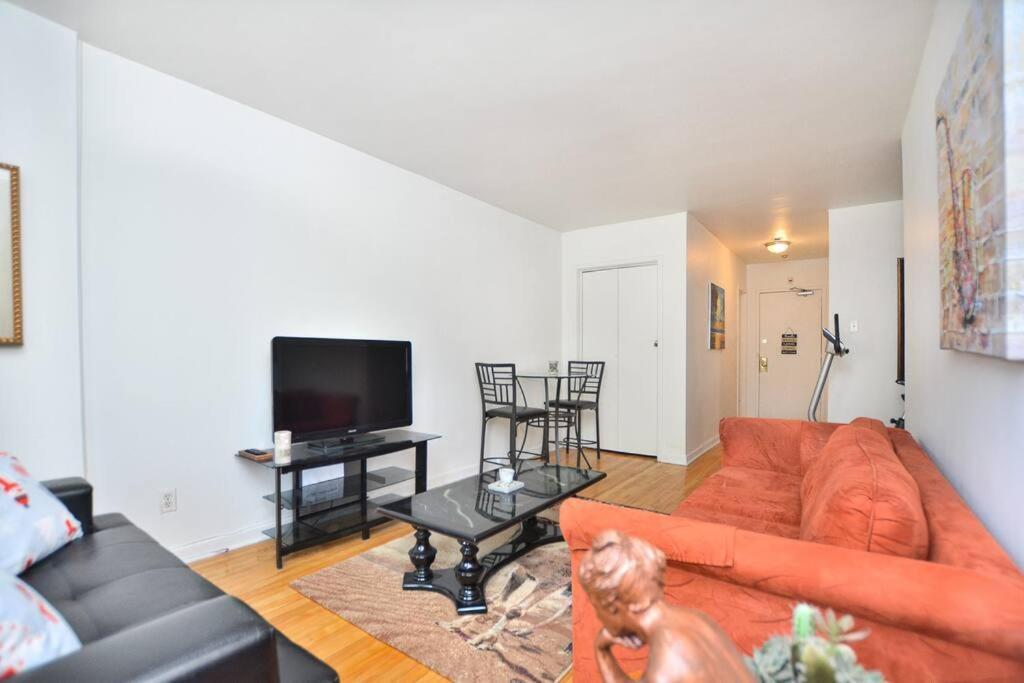 Ferienwohnung Coquette 3.5 Pour 4 Personnes Montréal Exterior foto